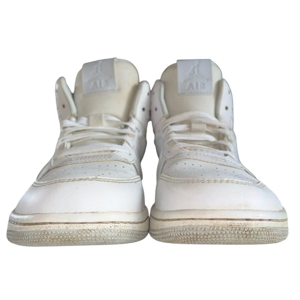 Nike Air Jordan Heritage All‎ White Basketball Sneakers Size 8 886312-100